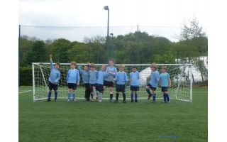New kits for Bristol school football team